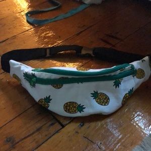 Pineapple fanny pack